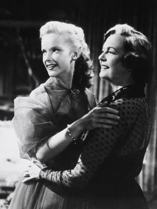 Margalo Gillmore Biography, Movie Highlights and Photos AllMovie